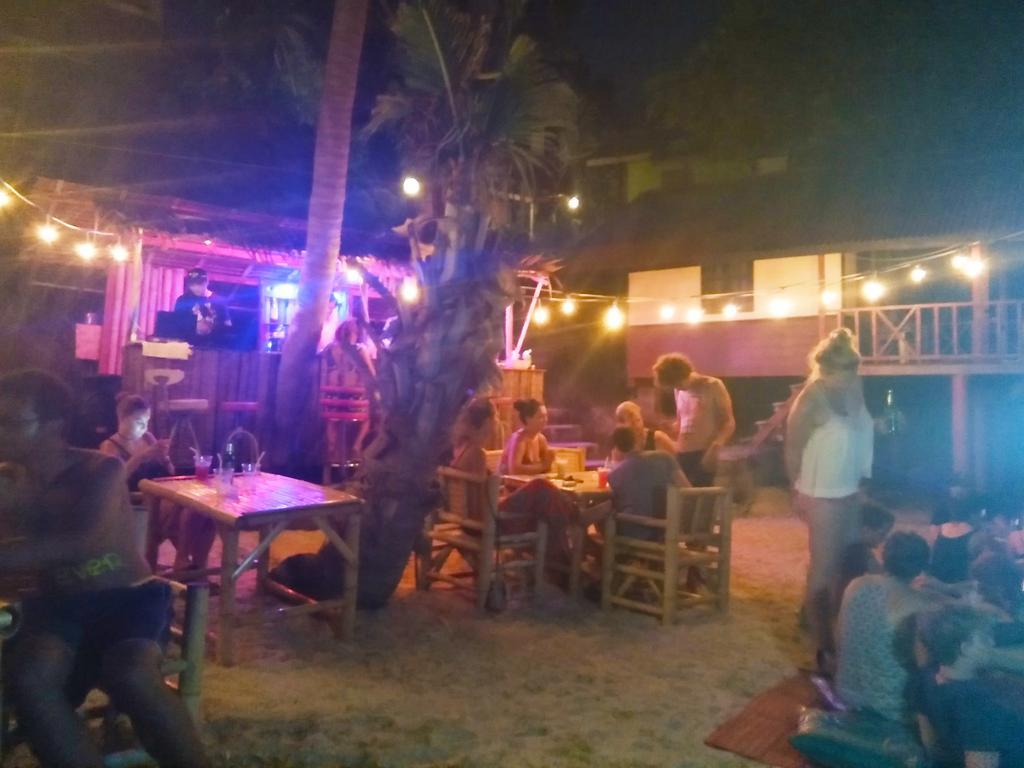 באן תאי Golden Beach Resort Koh Phangan מראה חיצוני תמונה